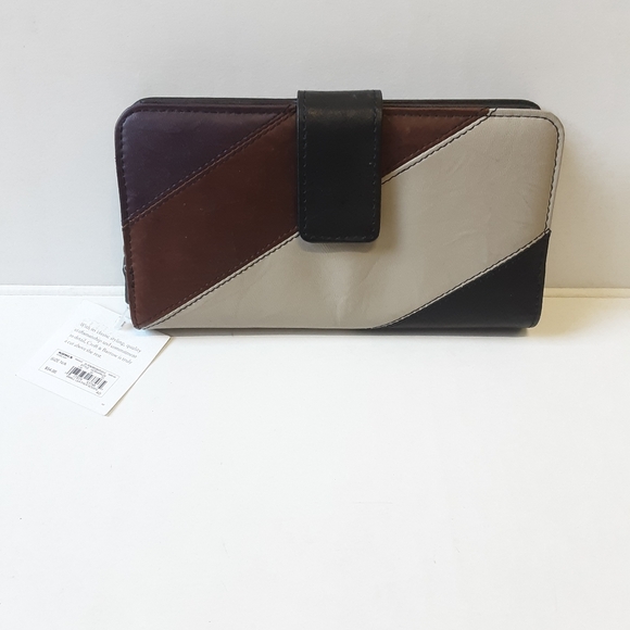 croft & barrow Handbags - Women's Croft & Barrow® Leather Tab Clutch Wallet NWT
